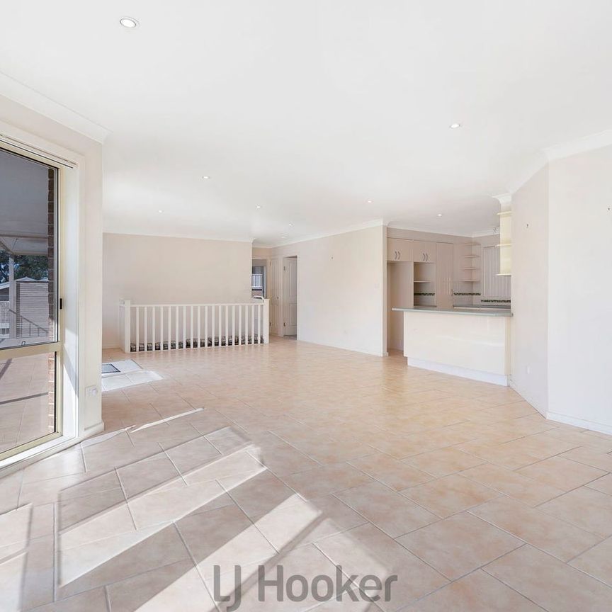 Relaxed Lakeside Living in Beautiful Wangi Wangi - Photo 1
