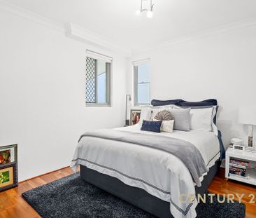 Immaculate One Bedroom - Photo 4