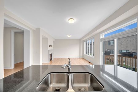For Lease - 1838 Narcissus Gardens, Pickering, Ontario - Photo 3