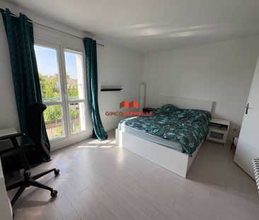 Location Appartement 3 pièces 71m² - Photo 4