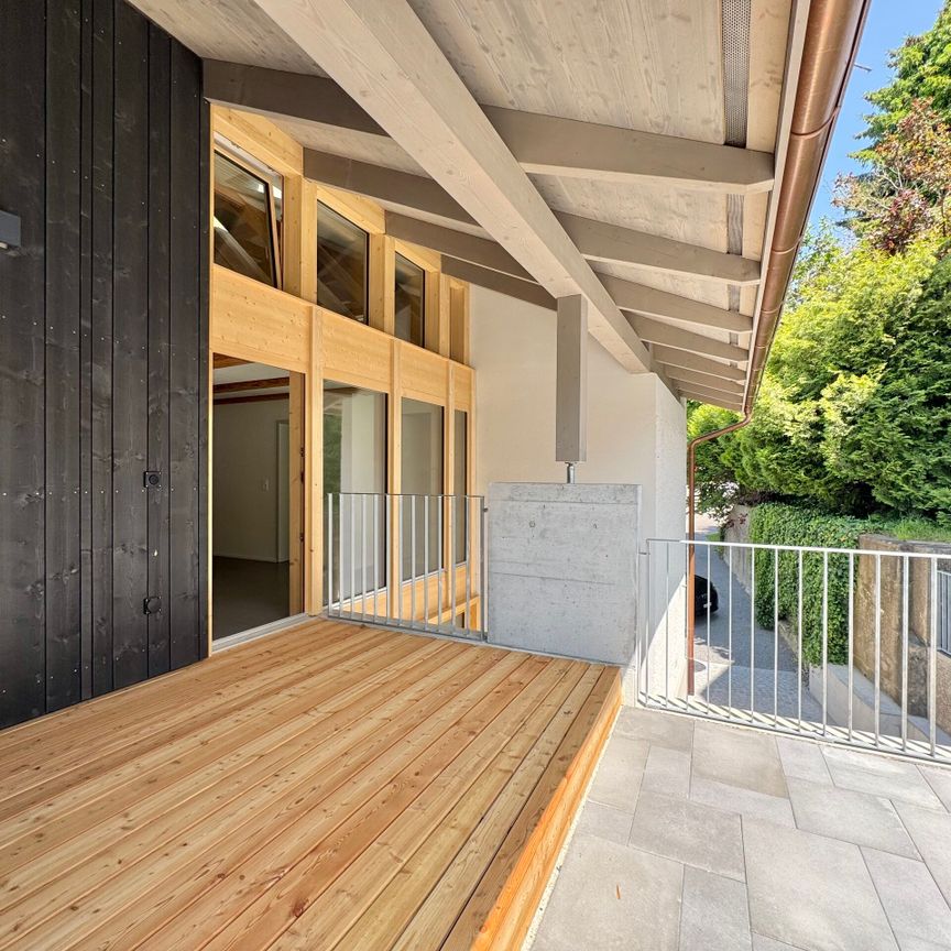 Exklusives 5.5 Zi. Haus an schöner Lage, Top ausgebaut - Foto 1