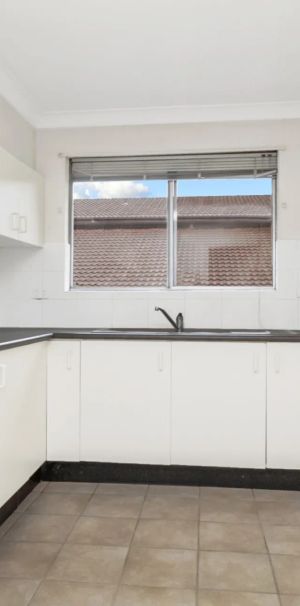Two Bedroom Apartment in Parramatta - Photo 1