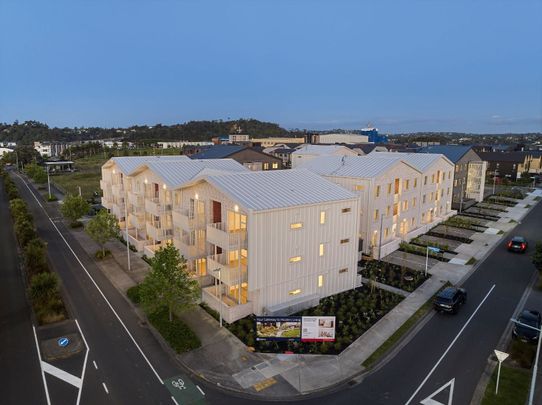 5/1 Karoro Court Hobsonville - Photo 1