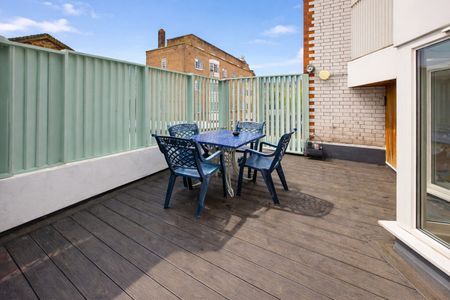 1 Bedroom Apartment, Tavistock Place, Bloomsbury, WC1H - Photo 3