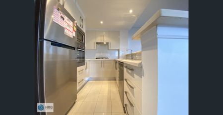 Fully furnished 3 bedrooms plus study room - Photo 5