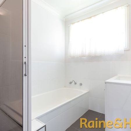 Great Size Family Home - Photo 3