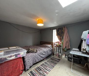 1 Bed Flat, Hill St, BS3 - Photo 4
