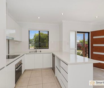 13 Mainwaring Way, Oonoonba QLD 4811 - House For Rent | Domain - Photo 4