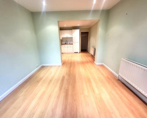 4 bedroom bungalow to rent - Photo 1