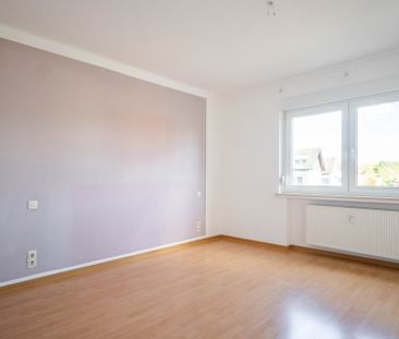 Tolle Mietwohnung mit Balkon, Einbauküche und Garage in Bielefeld H... - Photo 3