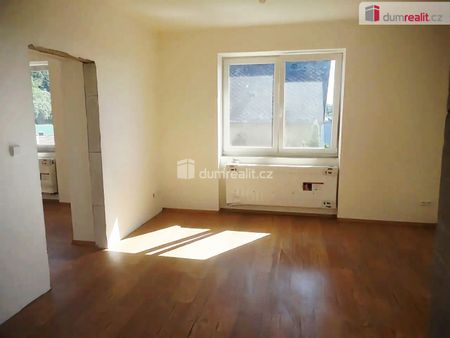 Pronájem bytu 2+kk 45 m², V chaloupkách 338, Praha - Photo 2