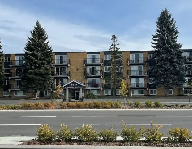 2-BR, Elevator, on LRT across from Bonnie Doon Mall | 8515 83 St NW, Edmonton - Photo 1