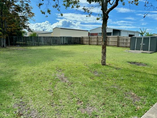 183 Pulgul Street, URANGAN - Photo 1