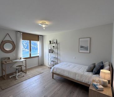 Bright and spacious end villa with lake view and garden - Rent to buy - Photo 1