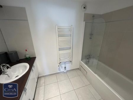 Location Appartement 3 pièces 80m² AVIGNON 84000 - Photo 4