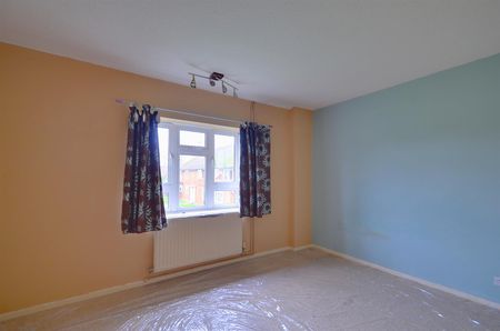 Long Drive, Ruislip, HA4 - Photo 3