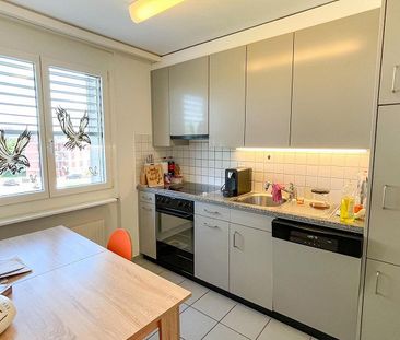 Helle und grosszügige 3.5 Zimmer-Wohnung an ruhiger Lage - Photo 5