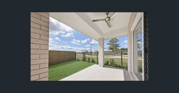 Peaceful Family Home - Photo 1