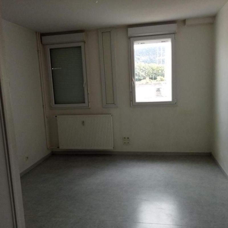 Appartement - T1 - BELLIGNAT - Photo 1