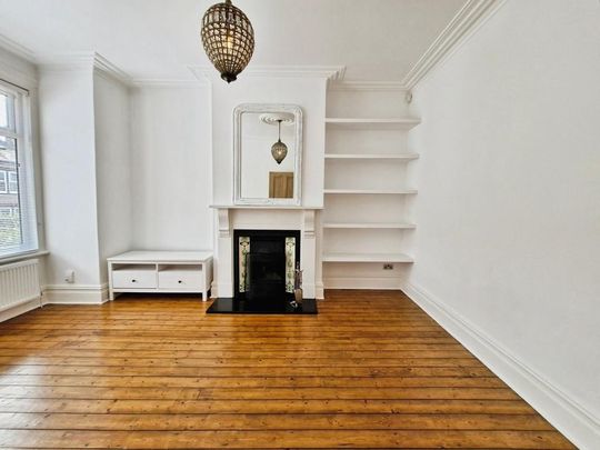 4 bedroom terraced house to rent - Photo 1