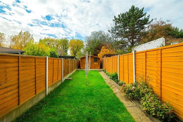 2 bedroom maisonette to rent - Photo 1