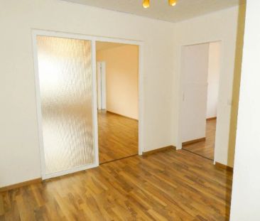 Frisch renovierte ca. 75m² große 3-Zimmerwohnung mit Balkon und Tag... - Foto 2