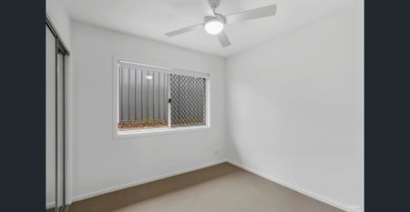 BRAND NEW FAMILY HOME IN SOUGHT-AFTER CAMERON GROVE ESTATE - Photo 2