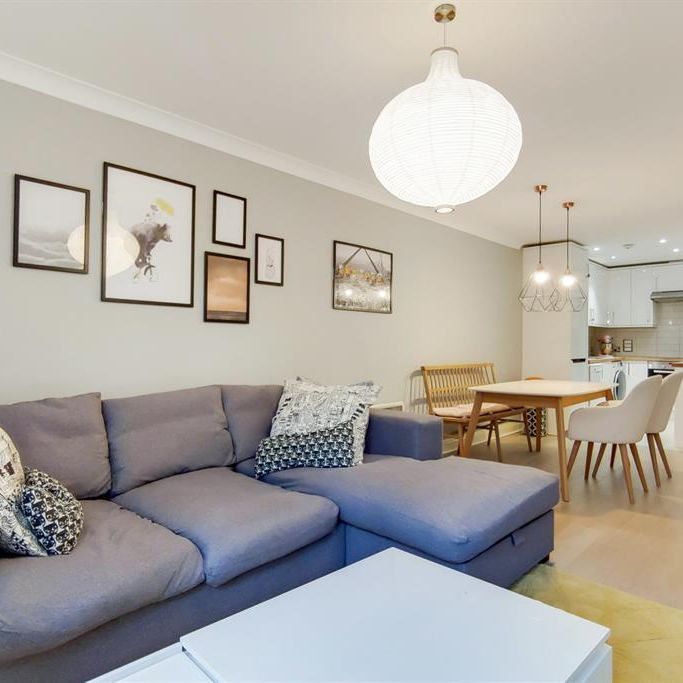 2 bedroom flat to rent - Photo 1