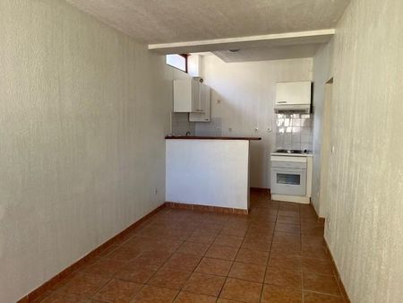 Location Appartement 3 pièces 45m² BRIGNOLES 83170 - Photo 3