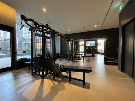 For Lease - 11 Yorkville Avenue Unit# 5302, Toronto, Ontario - Photo 4
