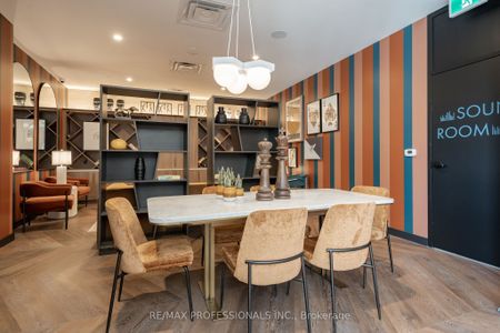 For Lease - 689 The Queensway N/A Unit# 303, Toronto, Ontario - Photo 2