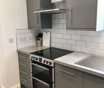 1 bedroom in a house share to rent - Photo 6