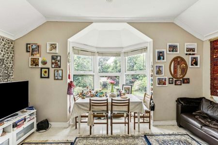 Madeley Road - Photo 5
