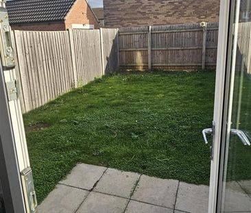 2 bedroom semi-detached house to rent - Photo 5