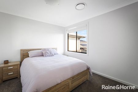 Spacious Family Living Located in The Ponds - Photo 2