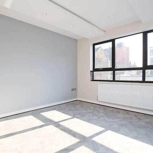 Turner Street, Whitechapel, London, E1 - Photo 1