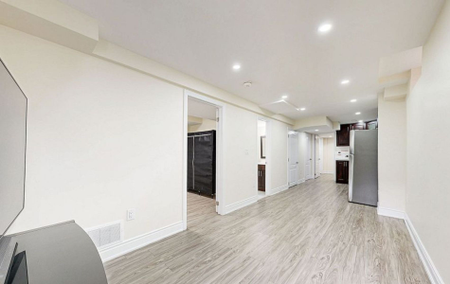 For Lease - 7095 Village Walk Unit# (Basement), Mississauga, Ontario - Photo 2