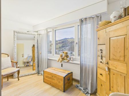 Hoch hinaus - Lichtdurchflutete Wohnung mit Weitblick - Photo 4