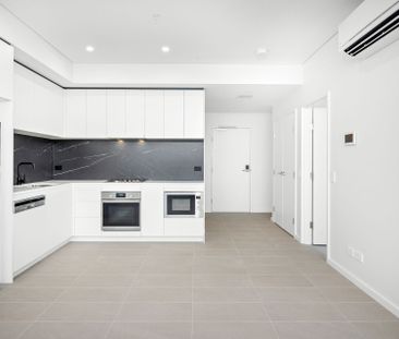 BRAND NEW & Modern 1-Bedroom Apartment in Melrose Park's Premier Li... - Photo 2