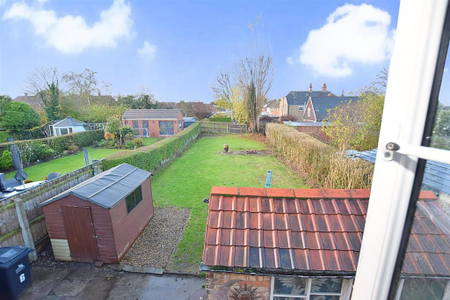 3 bedroom chalet to rent - Photo 4