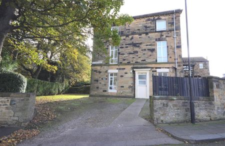 4 bedroom apartment to rent - Photo 4