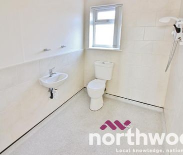 4 bedroom detached house to rent - Photo 1