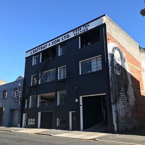 Warehouse precinct apartment - Photo 1