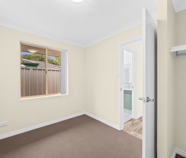 Freshly updated and ready to move in! - Photo 6