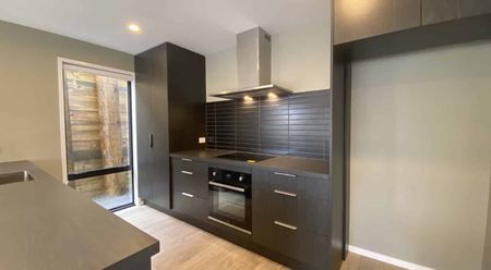 BRILLIANT NEW 3 BEDROOM HOME FOR THE BUSY LIFESTYLE - Photo 4