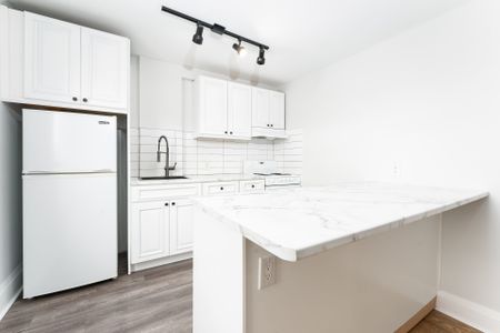 For Lease - 157 Margueretta Street Unit# Upper, Toronto, Ontario - Photo 5