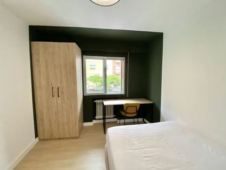 Calle de la Oca, Madrid, Community of Madrid 28025 - Foto 5