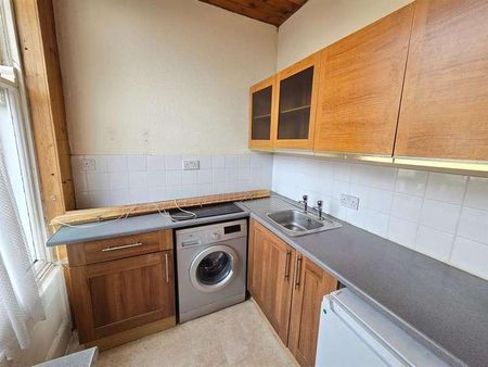 Ramshill Road, Scarborough, YO11 - Photo 3