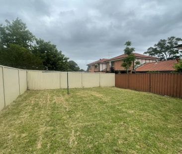 Well-Presented Granny-Flat - Photo 1