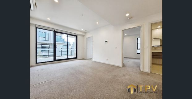 Spacious 2 bedrooms Apartment Has to Offer - Photo 1